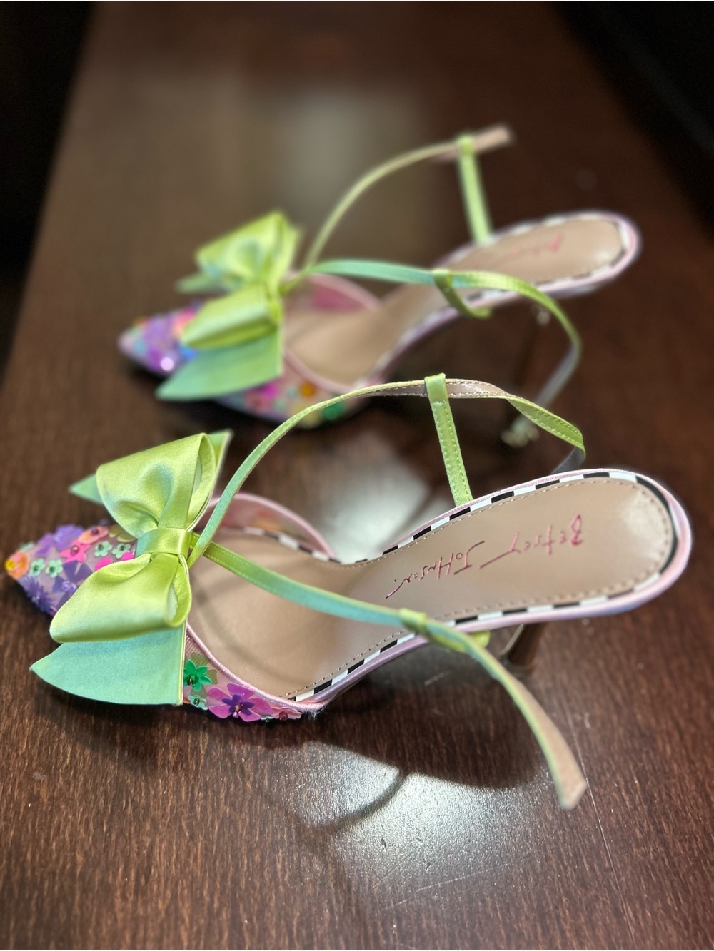 Betsey Johnson Lime Green Bow Floral Pointed Toe Slingbacks - Picture 2 of 4